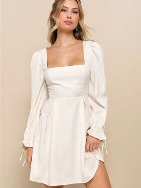 NWT LULUS Elegant Adoration Cream Floral Jacquard Long Sleeve Mini Dress Size XS